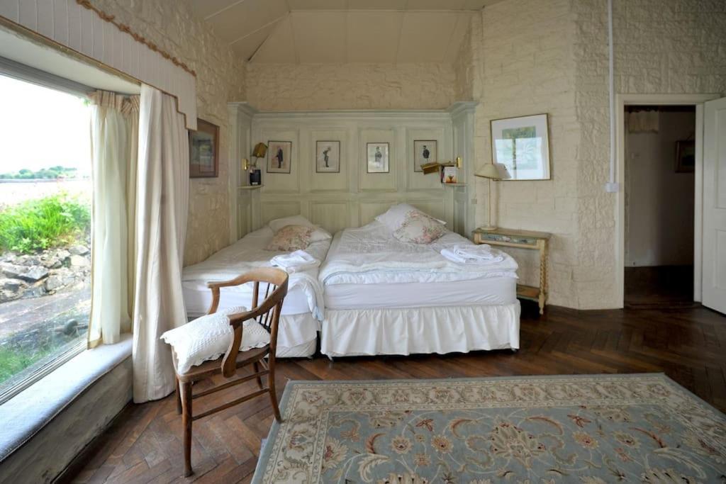 Wood Quay - A Truly Unique, Seafront Experience! Villa Carlingford Bagian luar foto