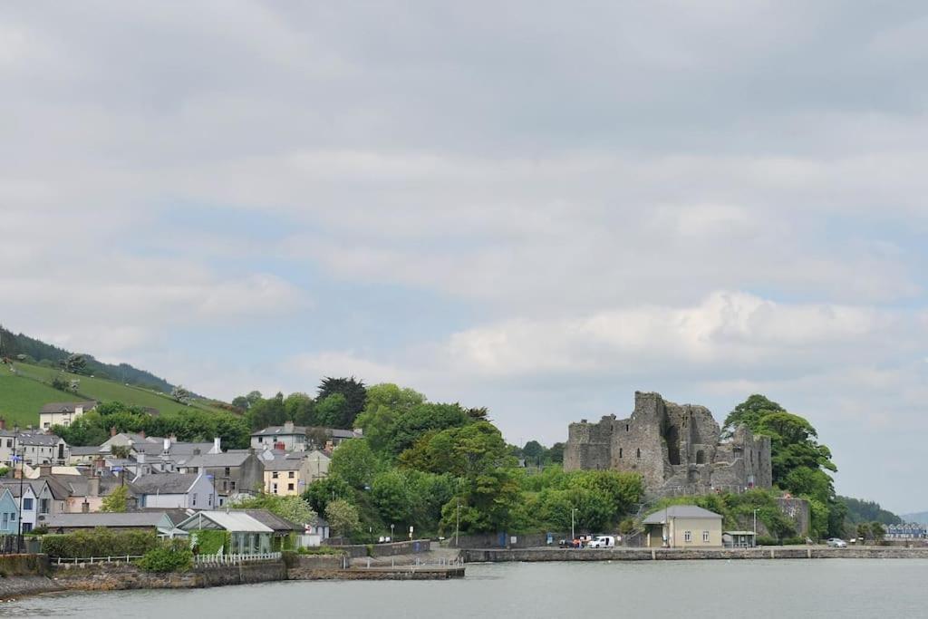 Wood Quay - A Truly Unique, Seafront Experience! Villa Carlingford Bagian luar foto