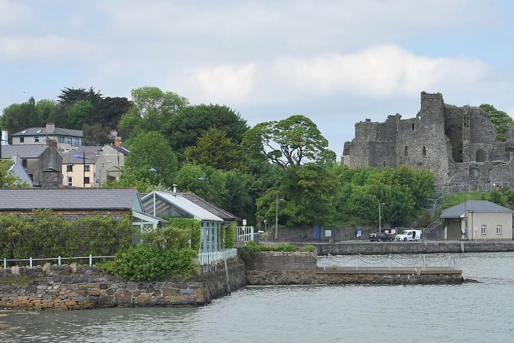 Wood Quay - A Truly Unique, Seafront Experience! Villa Carlingford Bagian luar foto