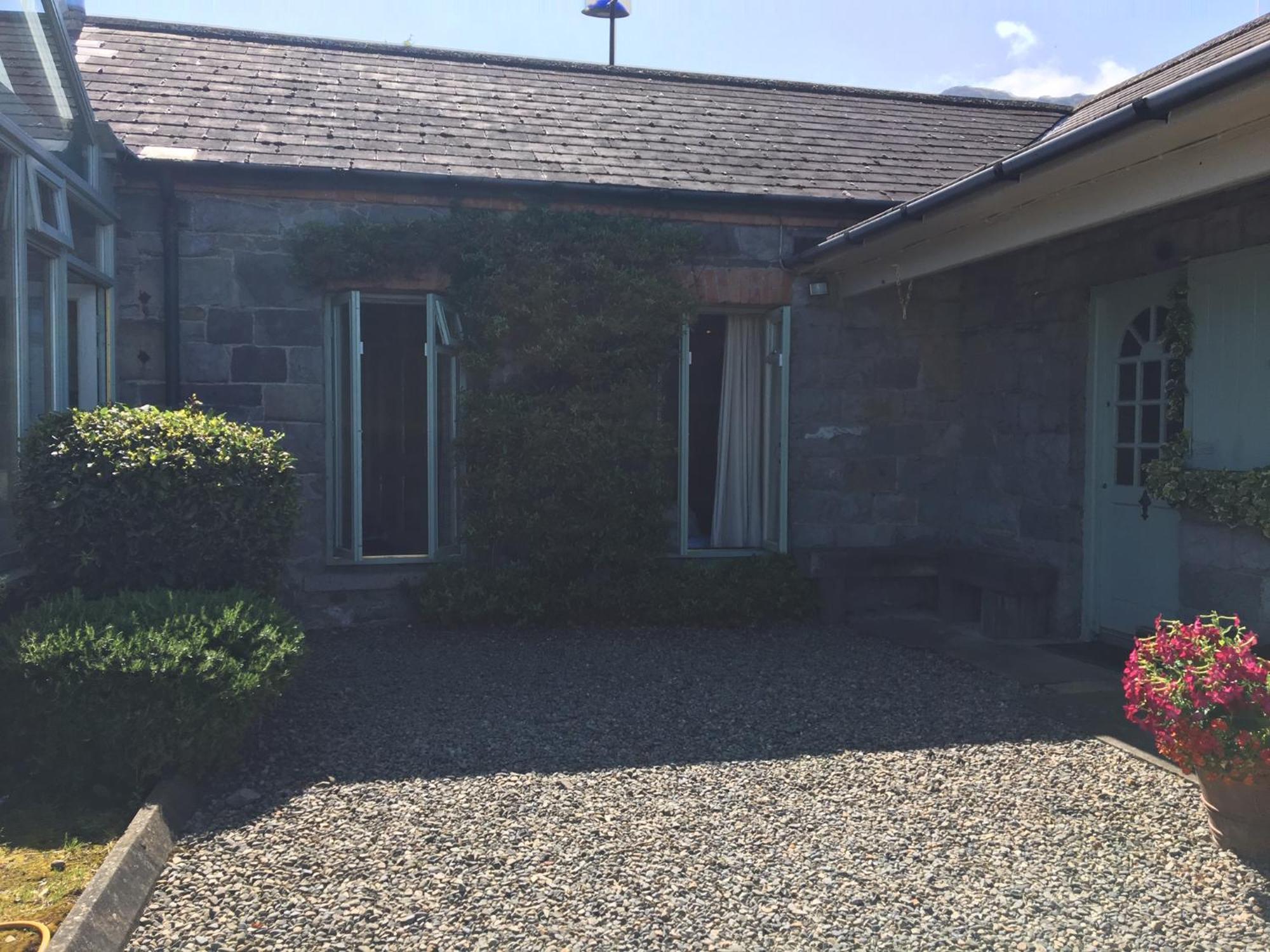 Wood Quay - A Truly Unique, Seafront Experience! Villa Carlingford Bagian luar foto